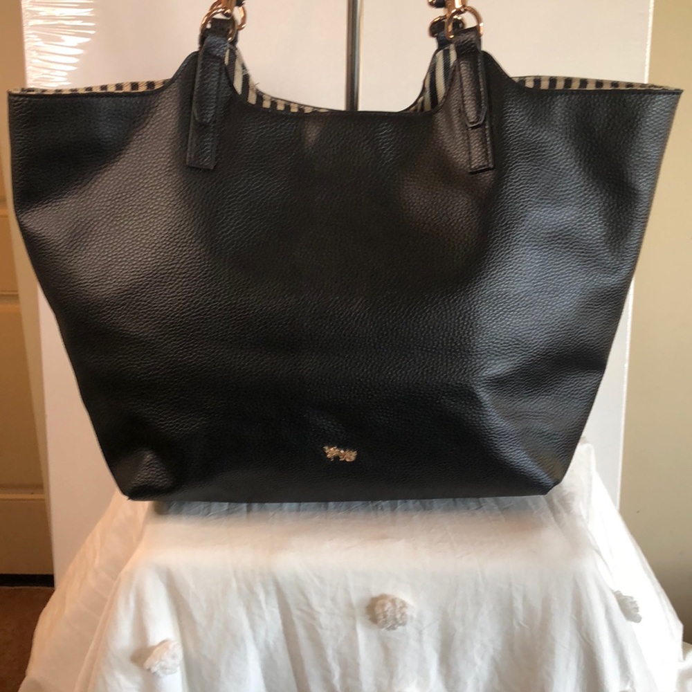MATHEW & JULIAN black tote bag.